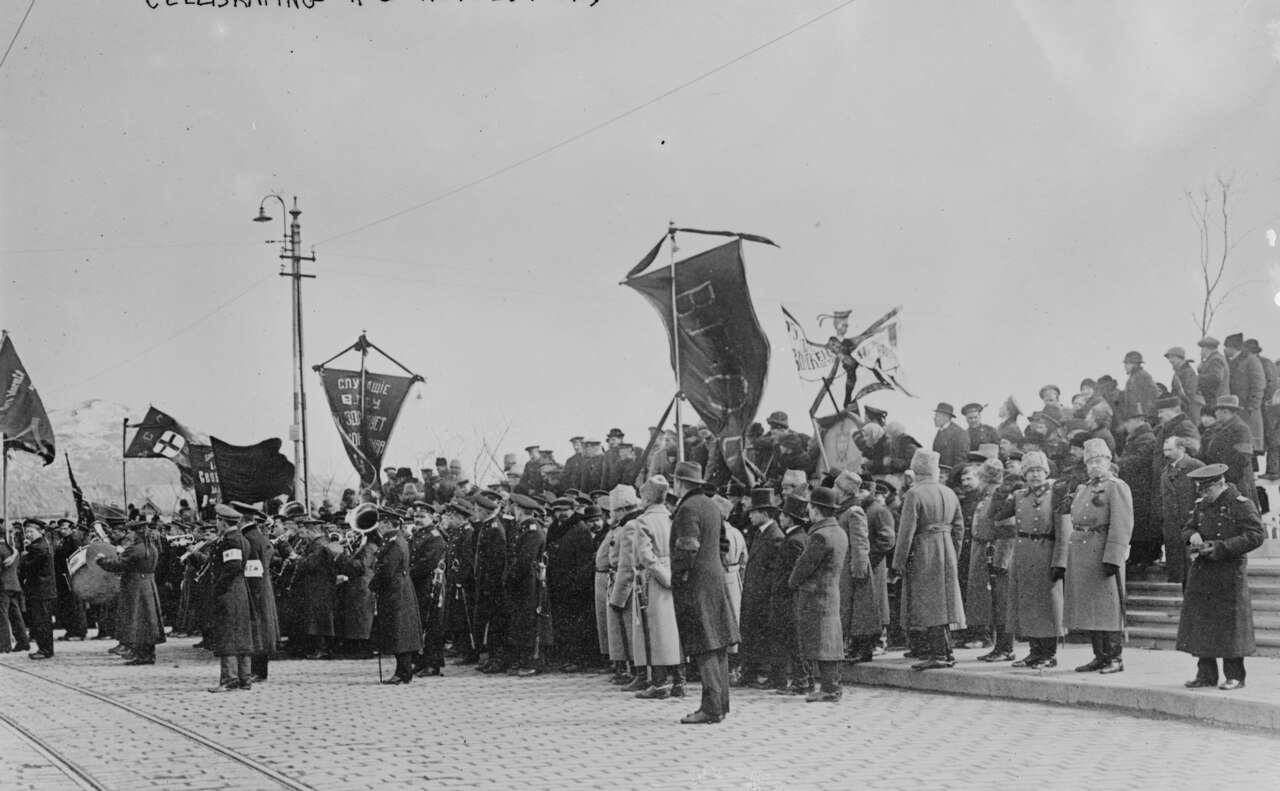 Celebrating the revolution in Vladivostok, 1917